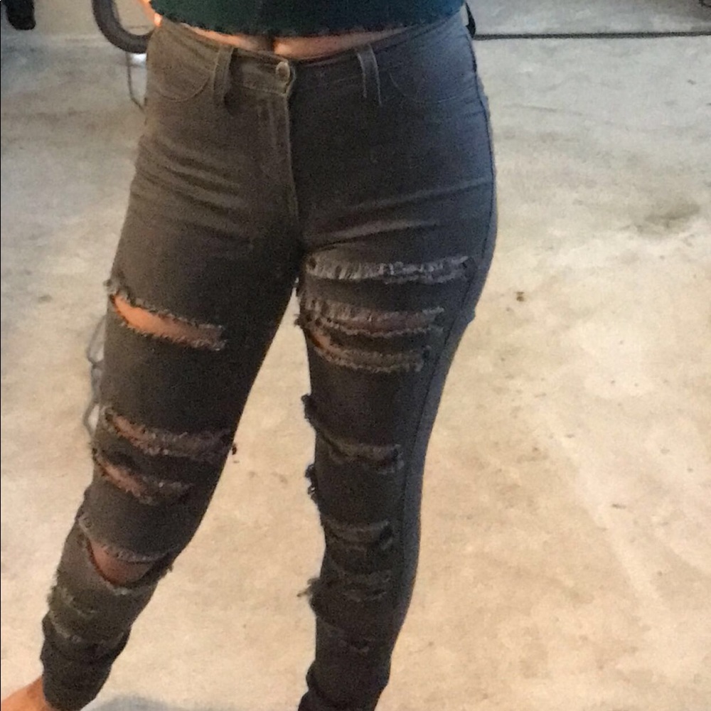 Fashion Nova : Slash And Burn Jeans - Grey
